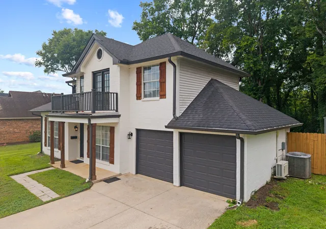 Photo 3 of Single family home for sale at 106 Bell Grv Dr, Columbia, TN 38401 | MLS# 3285685 | Listing updated on 2026-09-22