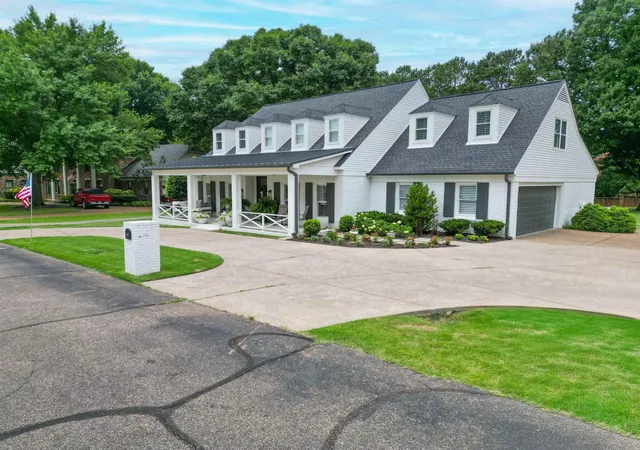 Photo 3 of Single family home for sale at 2125 W Glenalden Dr, Germantown, TN 38139 | MLS# 3545258 | Listing updated on 2026-09-09