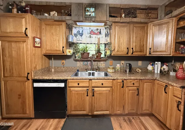 Photo 3 of Single family home for sale at 3504 James Phillips Way, Sevierville, TN 37876 | MLS# 3263106 | Listing updated on 2026-09-11
