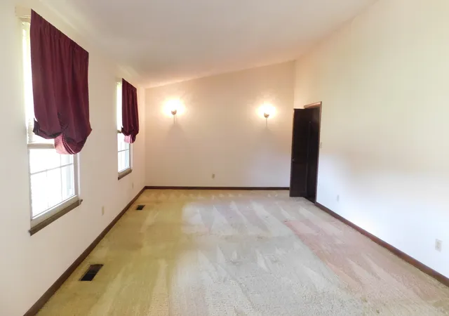 Photo 3 of Single family home for sale at 319 Harsh Ln, Castalian Springs, TN 37031 | MLS# 3246827 | Listing updated on 2026-09-23