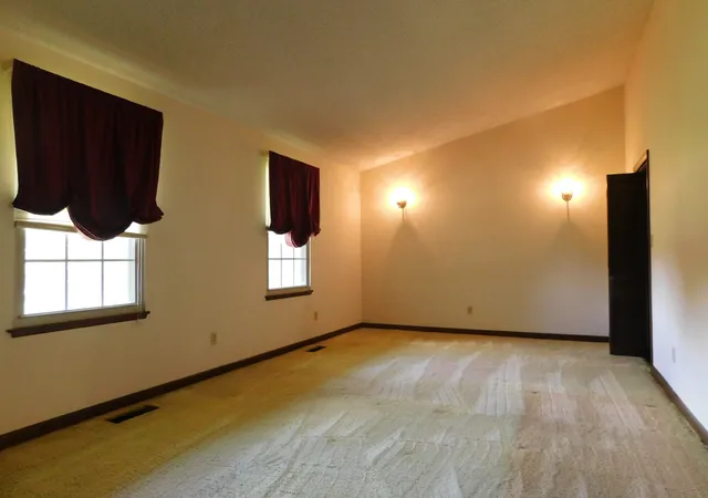 Photo 4 of Single family home for sale at 319 Harsh Ln, Castalian Springs, TN 37031 | MLS# 3246827 | Listing updated on 2026-09-23