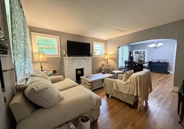 Photo 2 of Single family home for sale at 16 Woodvale Ave, Chattanooga, TN 37411 | MLS# 3247068 | Listing updated on 2026-09-30