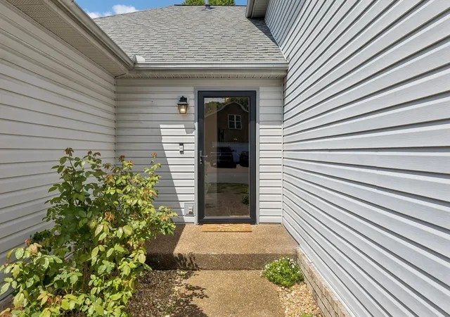 Photo 3 of Single family home for sale at 3317 Milbridge Dr, Antioch, TN 37013 | MLS# 3248038 | Listing updated on 2026-09-15
