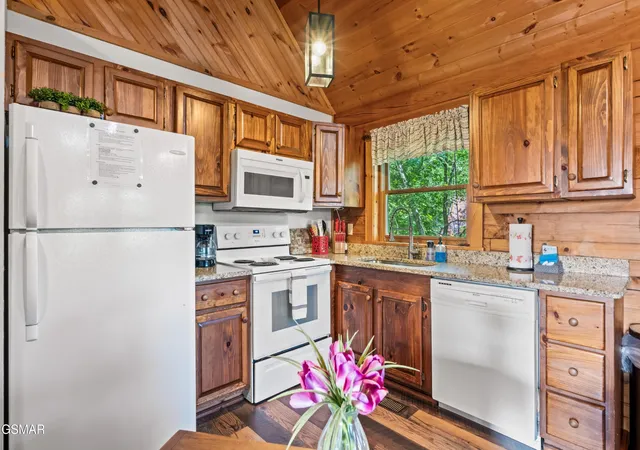 Photo 4 of Single family home for sale at 261 Cherokee Path Way, Sevierville, TN 37876 | MLS# 3591631 | Listing updated on 2026-09-24