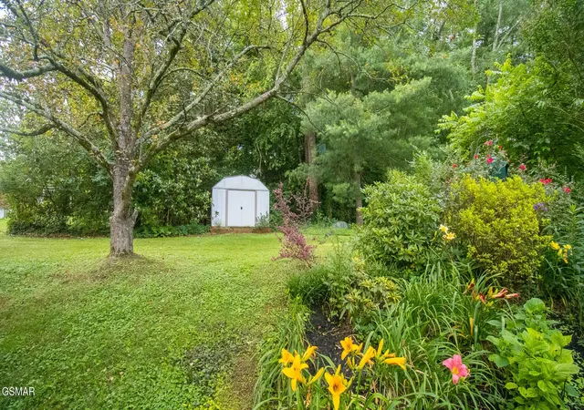 Photo 4 of Single family home for sale at 321 Creekmoor Dr, Jefferson City, TN 37760 | MLS# 3282569 | Listing updated on 2026-09-11