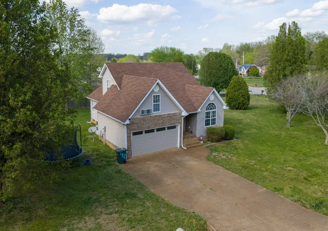 Photo 3 of Single family home for sale at 132 Kimberly St, Portland, TN 37148 | MLS# 3252136 | Listing updated on 2026-09-24