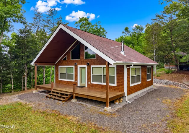 Photo 2 of Single family home for sale at 3517 Needles Way, Sevierville, TN 37876 | MLS# 3591640 | Listing updated on 2026-09-15