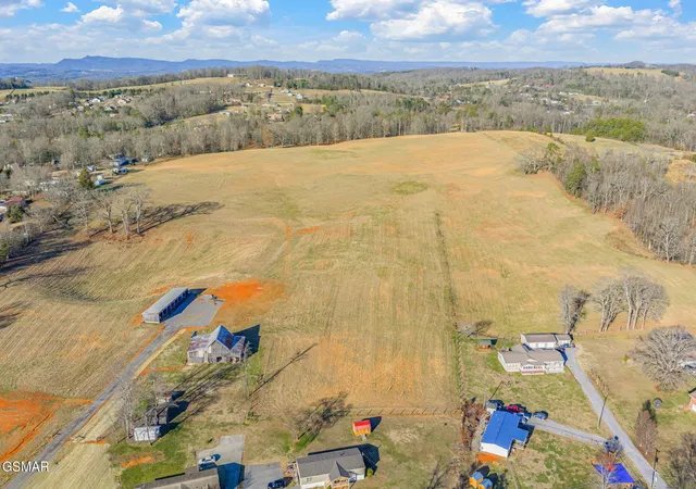 Land for sale at 940 Thorngrove Pike, Strawberry Plains, TN 37871 | MLS# 3591644
