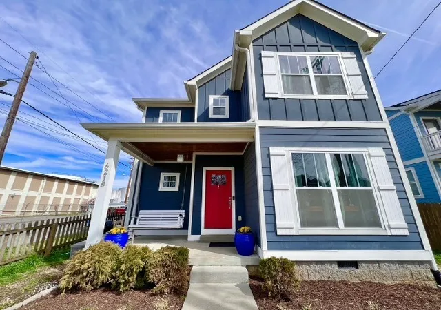 Photo 3 of Single family home for sale at 6218 California Ave, Nashville, TN 37209 | MLS# 3255505 | Listing updated on 2026-09-10