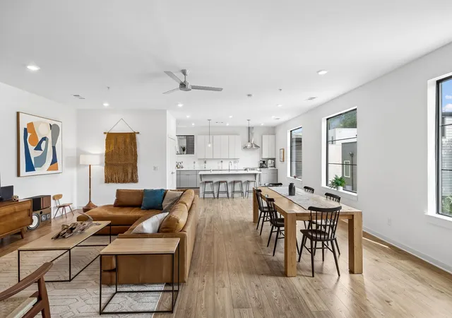 Photo 2 of Townhouse for sale at 411 Merritt Ave Apt 201 #211, Nashville, TN 37203 | MLS# 3282359 | Listing updated on 2026-10-06