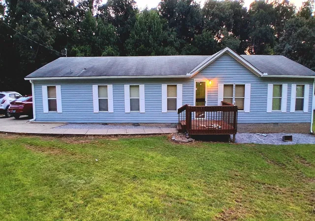 Photo 1 of Manufactured home for sale at 4736 Mickle Ln, Clarksville, TN 37043 | MLS# 3248764 | Listing updated on 2026-09-11