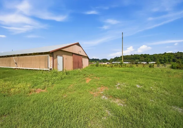 Photo 3 of House for sale at 6373 Bates Pike SE, Cleveland, TN 37323 | MLS# 3248427 | Listing updated on 2026-09-11