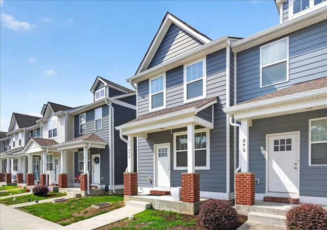 Photo 3 of Townhouse for sale at 1382 Rural Hl Rd #373, Antioch, TN 37013 | MLS# 3248607 | Listing updated on 2026-09-14