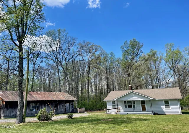 Photo 1 of Sale Pending at 3535 Mint Rd, Maryville, TN 37803 | MLS# 3268908 | Listing updated on 2026-09-11
