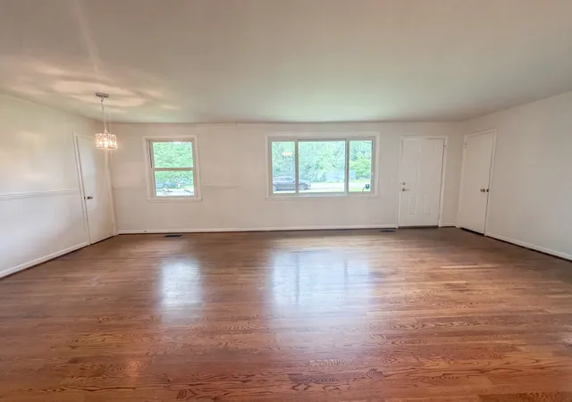 Photo 3 of Sale Pending at 109 Krantz Ct, Ashland City, TN 37015 | MLS# 3249058 | Listing updated on 2026-09-10
