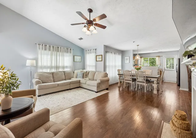 Photo 2 of Single family home for sale at 2156 Erin Ln, Mount Juliet, TN 37122 | MLS# 3255583 | Listing updated on 2026-09-28