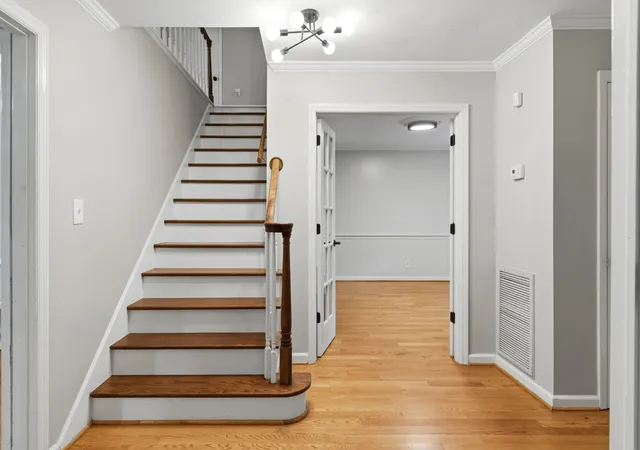Photo 3 of Single family home for sale at 706 Edenburg Dr, Columbia, TN 38401 | MLS# 3256675 | Listing updated on 2026-10-01