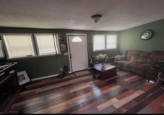 Photo 3 of Single family home for sale at 4062 Corinth Rd, La Fayette, GA 30728 | MLS# 3250381 | Listing updated on 2026-10-06