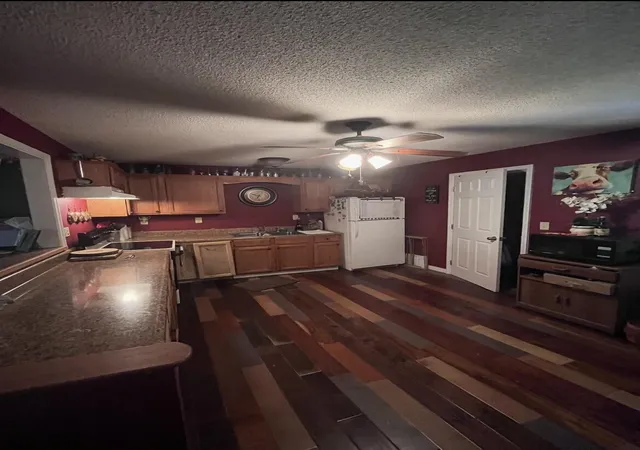 Photo 4 of Single family home for sale at 4062 Corinth Rd, La Fayette, GA 30728 | MLS# 3250381 | Listing updated on 2026-10-06