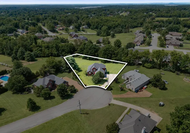Photo 1 of Single family home for sale at 1502 Foxhaven Ct, Mount Juliet, TN 37122 | MLS# 3250538 | Listing updated on 2026-10-04