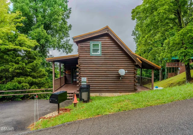 Photo 1 of Sale Pending at 2541 Bobcat Way, Sevierville, TN 37862 | MLS# 3278257 | Listing updated on 2026-09-14