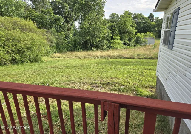 Photo 4 of Manufactured home for sale at 546 Old Stage Rd #047FA01500, Dandridge, TN 37725 | MLS# 3250738 | Listing updated on 2026-09-11