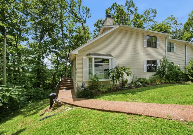 Photo 3 of Townhouse for sale at 500 Stacy Sq Ter, Nashville, TN 37221 | MLS# 3251713 | Listing updated on 2026-09-15