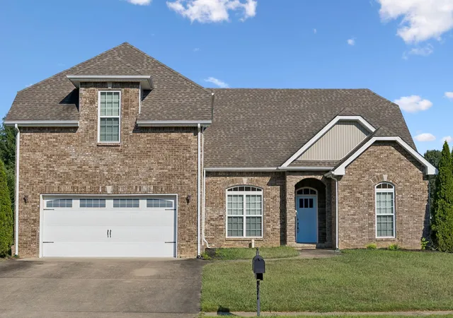 Photo 1 of Single family home for sale at 1057 Willow Cir, Clarksville, TN 37043 | MLS# 3263452 | Listing updated on 2026-10-22
