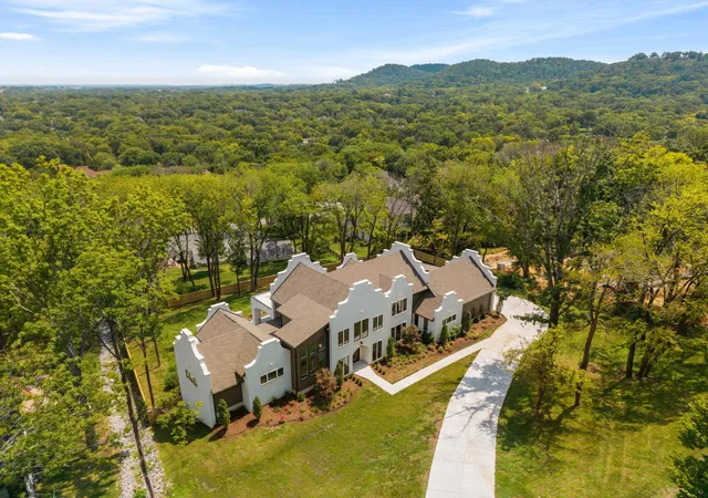 Photo 1 of Mansion for sale at 4608 Benton Smith Rd, Nashville, TN 37215 | MLS# 3512536 | Listing updated on 2026-09-15