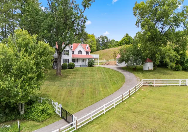 Photo 3 of Single family home for sale at 1640 Munsey Hatcher Rd, Seymour, TN 37865 | MLS# 3544546 | Listing updated on 2026-09-23