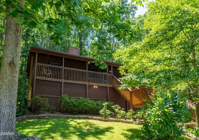 Photo 1 of Single family home for sale at 3129 Valley Home Rd, Sevierville, TN 37862 | MLS# 3302482 | Listing updated on 2026-10-29
