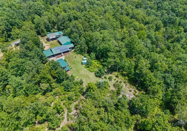 Photo 1 of Single family home for sale at 3519 Owl Holw Rd, Linden, TN 37096 | MLS# 3260353 | Listing updated on 2026-09-11