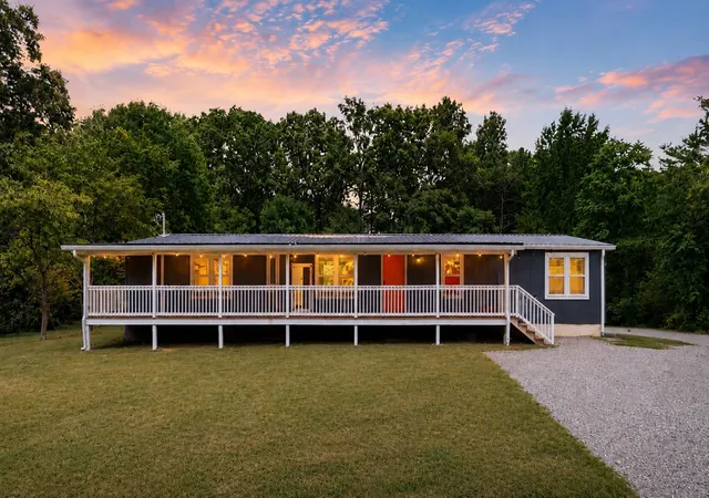 Photo 2 of Manufactured home for sale at 9464 Sugar Tree Dr, Bon Aqua, TN 37025 | MLS# 3256202 | Listing updated on 2026-09-08