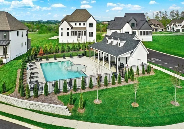 Photo 3 of Sale Pending at 5956 Hunt Valley Dr, Spring Hill, TN 37174 | MLS# 3254789 | Listing updated on 2026-09-15