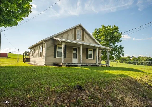 Photo 3 of Single family home for sale at 1630115 Silver City Rd, Whitesburg, TN 37891 | MLS# 3265788 | Listing updated on 2026-09-11