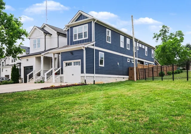 Single family home for sale at 829 Watts Ln, Nashville, TN 37209 | MLS# 3255761 | Listing updated on 2026-09-15
