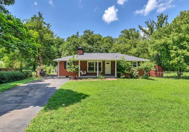 Photo 2 of Single family home for sale at 457 Ewing Ln, Nashville, TN 37207 | MLS# 3319846 | Listing updated on 2026-09-15