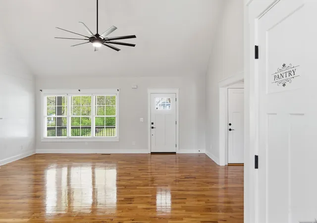 Photo 3 of Single family home for sale at 120 Stonewood Dr NW, Cleveland, TN 37311 | MLS# 3256227 | Listing updated on 2026-09-24