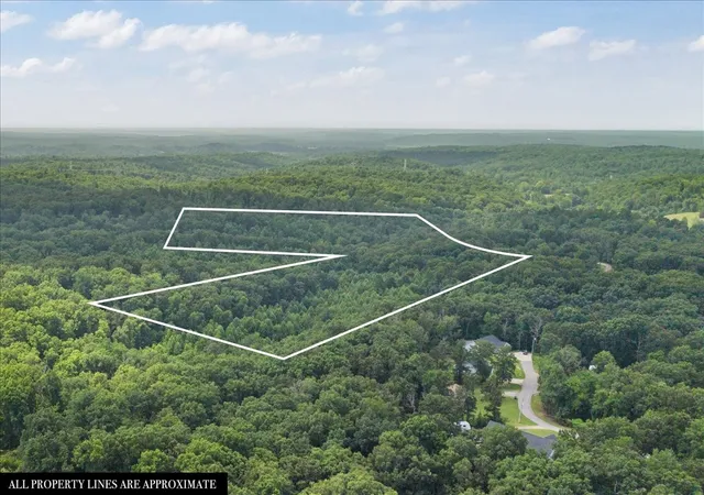 Land for sale at 0 Hickory Ln, Waverly, TN 37185 | MLS# 3256706