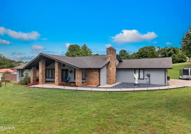 Photo 2 of Single family home for sale at 383 Cate Byrd Rd, Kodak, TN 37764 | MLS# 3591666 | Listing updated on 2026-09-15