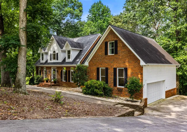 Single family home for sale at 326 Charolais Trl, Cohutta, GA 30710 | MLS# 3256393