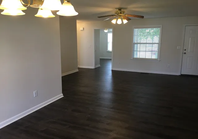 Photo 1 of Single family home for sale at 2012 Stafford Dr, Columbia, TN 38401 | MLS# 3259942 | Listing updated on 2026-09-11