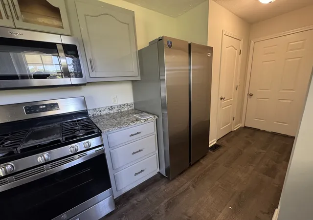 Photo 4 of Single family home for sale at 2012 Stafford Dr, Columbia, TN 38401 | MLS# 3259942 | Listing updated on 2026-09-11