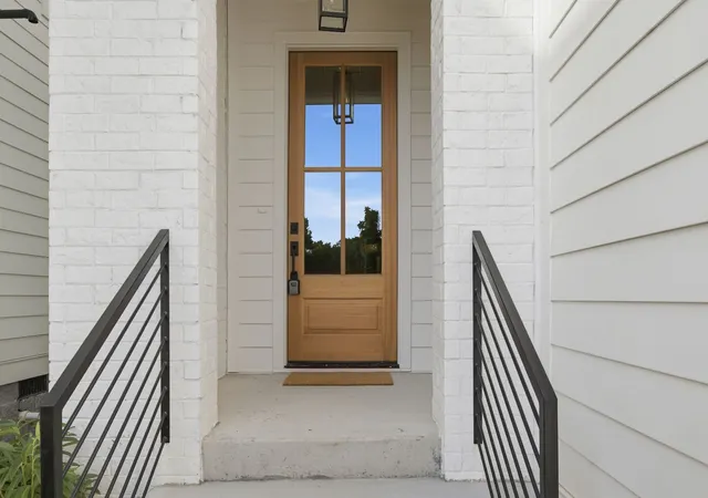 Photo 3 of Single family home for sale at 541 River Rouge Dr #B, Nashville, TN 37209 | MLS# 3260177 | Listing updated on 2026-09-19