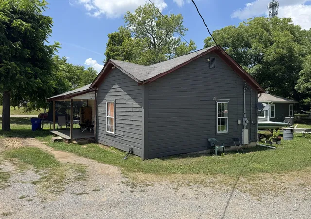 Photo 3 of Single family home for sale at 665 6th Street Ne, Cleveland, TN 37311 | MLS# 3260148 | Listing updated on 2026-09-11
