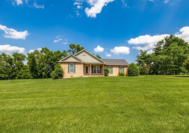 Photo 2 of Single family home for sale at 1006 Lewis Jones Blvd, Gallatin, TN 37066 | MLS# 3545524 | Listing updated on 2026-09-10