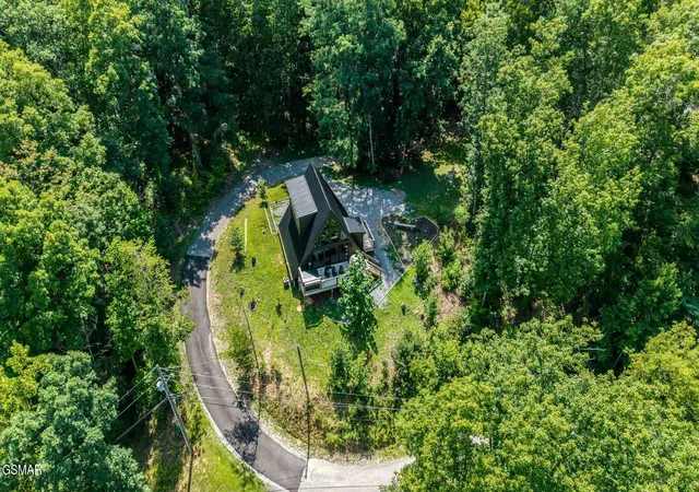 Photo 3 of Single family home for sale at 2008 Mindy Jo Way, Sevierville, TN 37862 | MLS# 3304512 | Listing updated on 2026-09-15