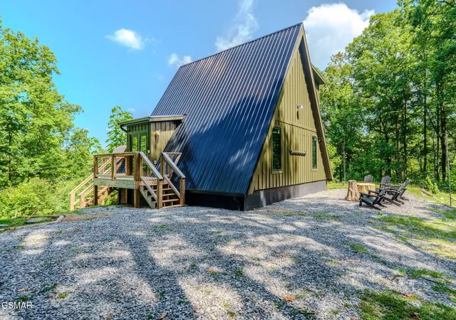 Photo 4 of Single family home for sale at 2008 Mindy Jo Way, Sevierville, TN 37862 | MLS# 3304512 | Listing updated on 2026-09-15