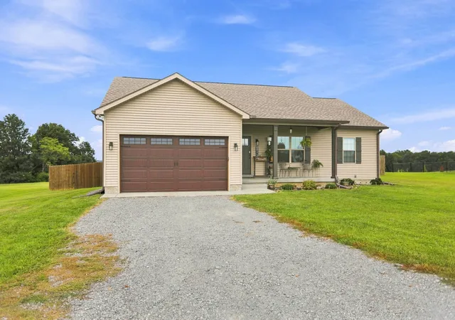 Photo 1 of Single family home for sale at 872 Union Chapel Rd, Scottsville, KY 42164 | MLS# 3264283 | Listing updated on 2026-09-23