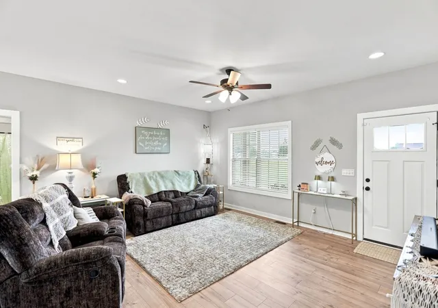 Photo 4 of Single family home for sale at 872 Union Chapel Rd, Scottsville, KY 42164 | MLS# 3264283 | Listing updated on 2026-09-23